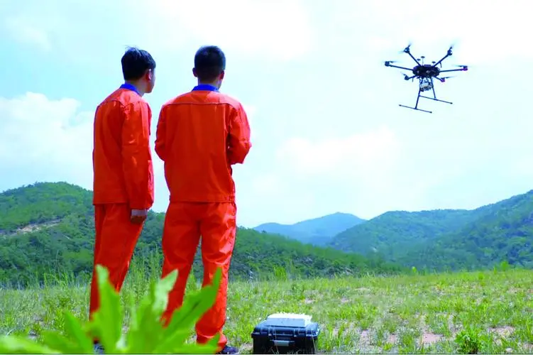 凌云无人机倾斜摄影巡检拍摄